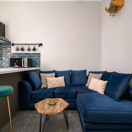 Апартаменти Vibrant Leith Flat Единбург Екстер'єр фото
